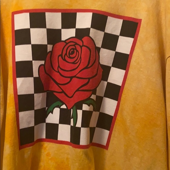 yellow long sleeve rose checkered shirt - Picture 2 of 3